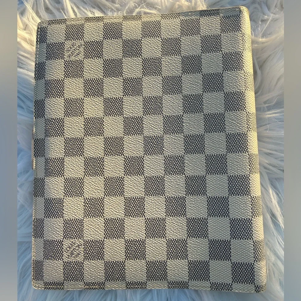 Louis Vuitton Large 6-ring Planner; Damier Azur Canvas (fits A5 paper)